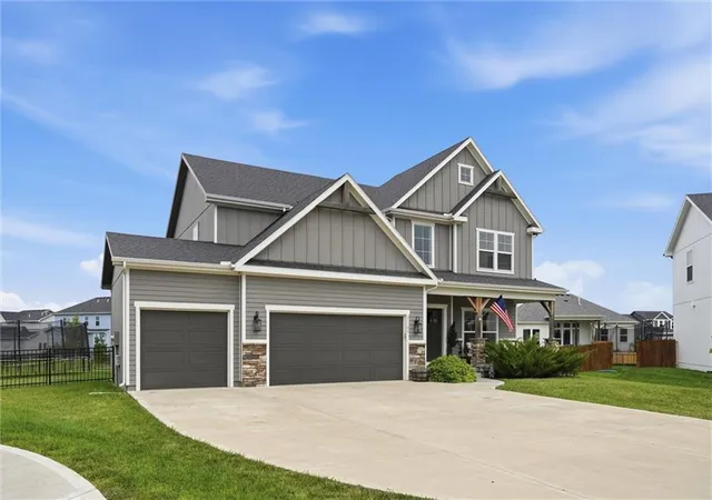 Photo 3 of Sale Pending at 31700 W 164th Court, Gardner, KS 66030 | MLS# 2633419 | Listing updated on 2026-09-21
