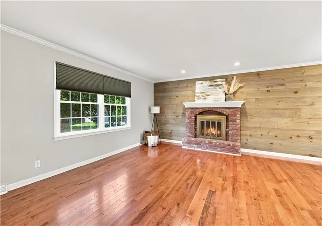 5th image of 10027 Noland Rd, Lenexa, KS 66215 | MLS# 2633423