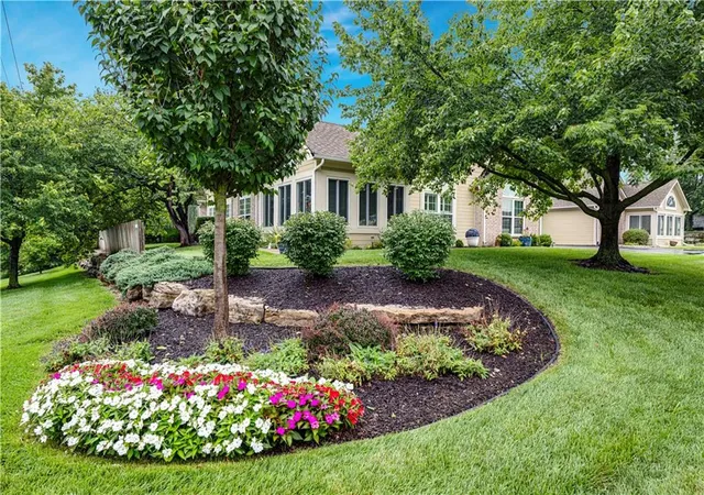 1st image of 2046 W 139th St, Overland Park, KS 66224 | MLS# 2633425