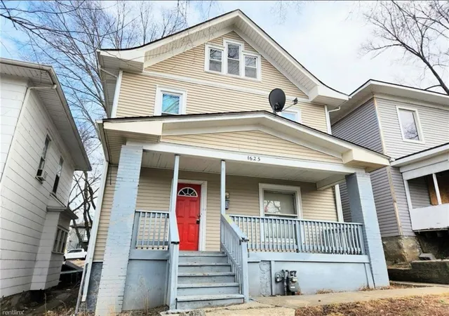 Single family home for sale at 1625 Spruce Ave, Kansas City, MO 64127 | MLS# 2633434