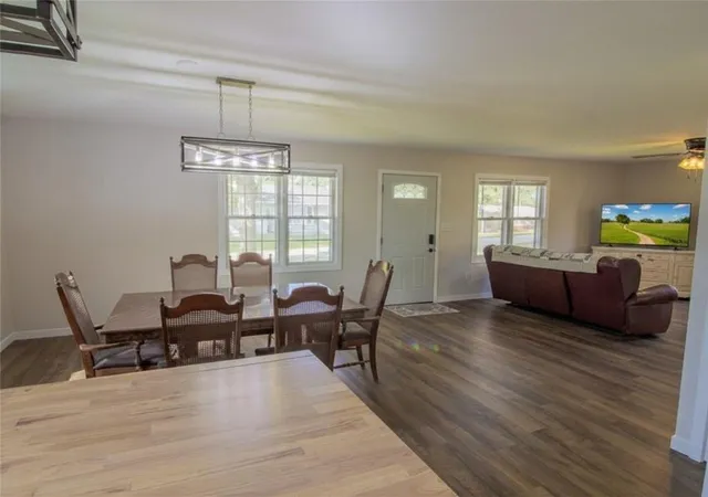 3rd image of 23142 Salley Dr, Warsaw, MO 65355 | MLS# 2633436
