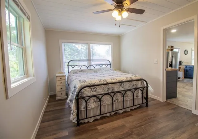4th image of 23142 Salley Dr, Warsaw, MO 65355 | MLS# 2633436