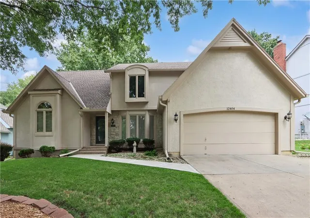 Photo 1 of Sale Pending at 12404 Horton St, Overland Park, KS 66209 | MLS# 2633448 | Listing updated on 2026-08-21
