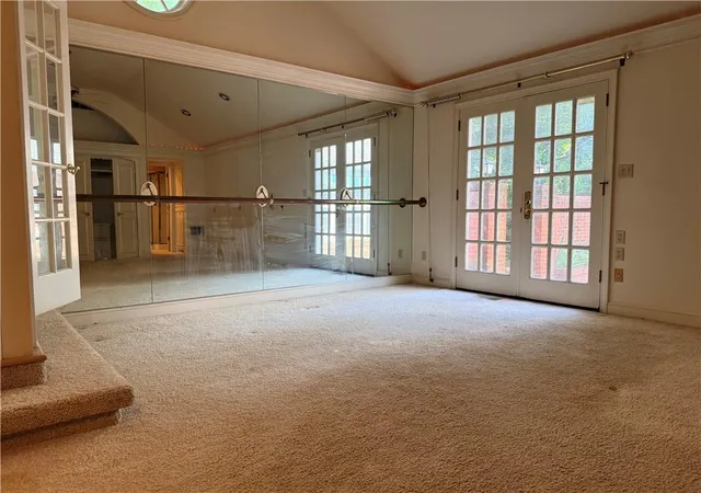 5th image of 735 Sunset Dr, Lawrence, KS 66044 | MLS# 2633463