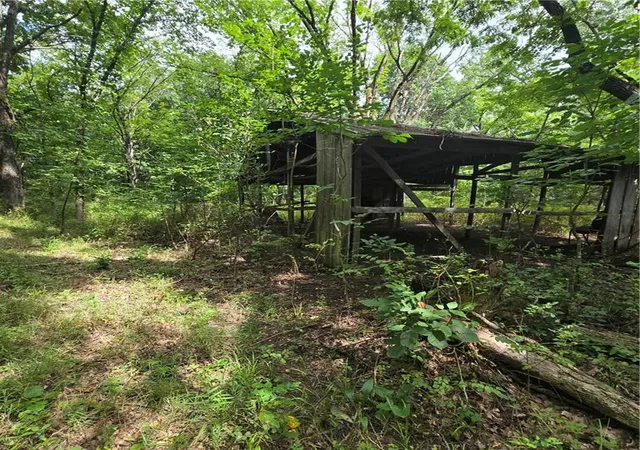 5th image of 11315 Phillips Rd, Pleasanton, KS 66075 | MLS# 2633464
