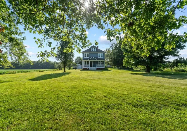 Photo 2 of Single family home for sale at 33859 167th Street, Leavenworth, KS 66048 | MLS# 2633473 | Listing updated on 2026-09-08