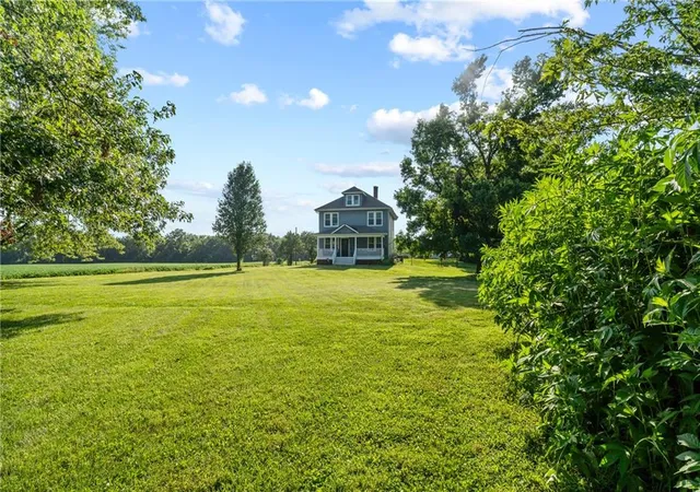 Photo 3 of Single family home for sale at 33859 167th Street, Leavenworth, KS 66048 | MLS# 2633473 | Listing updated on 2026-09-08