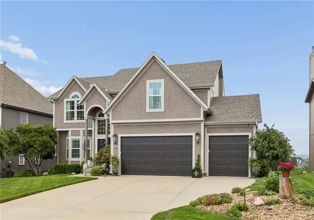 1st image of 5619 Theden St, Shawnee, KS 66218 | MLS# 2633475