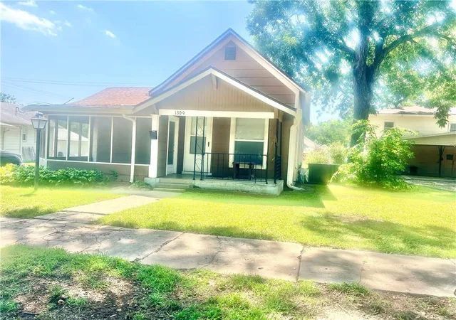 2nd image of 1309 Irving St, Independence, KS 67301 | MLS# 2633479