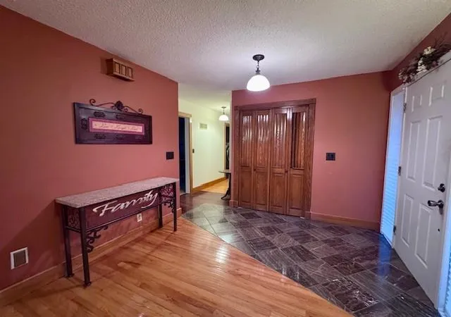3rd image of 1335 2000th Street, Iola, KS 66749 | MLS# 2633521