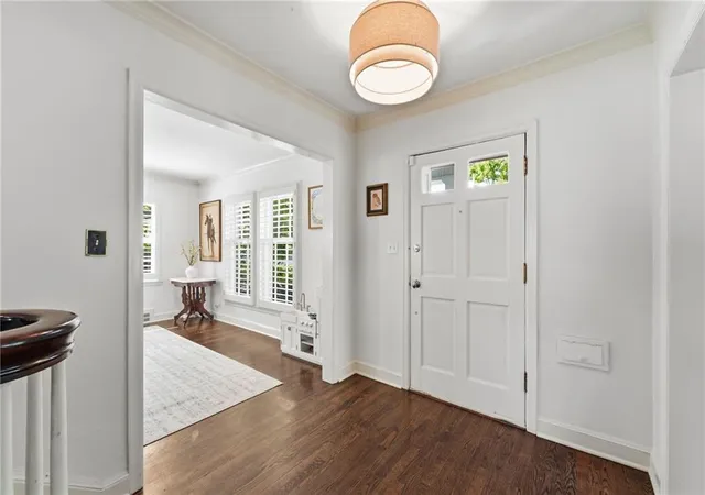 Photo 4 of Sale Pending at 619 W 69th Terrace, Kansas City, MO 64113 | MLS# 2633525 | Listing updated on 2026-08-16