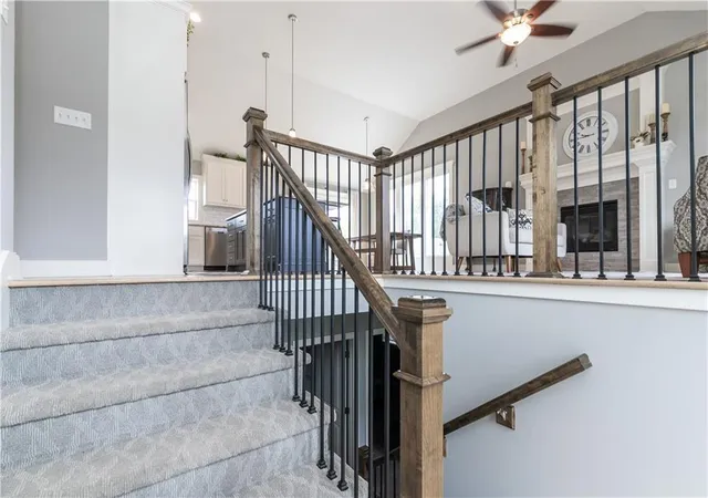 Photo 4 of Single family home for sale at 425 Spring Branch Dr, Raymore, MO 64083 | MLS# 2633535 | Listing updated on 2026-10-07
