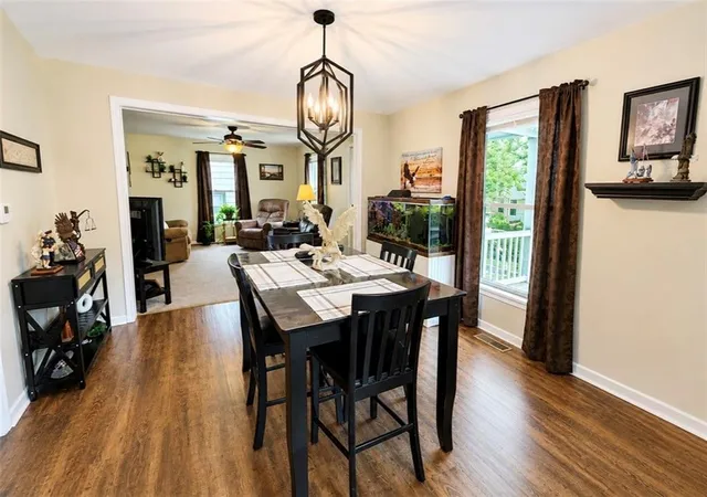 Photo 3 of Single family home for sale at 609 S Walnut St, Maryville, MO 64468 | MLS# 2633541 | Listing updated on 2026-09-17