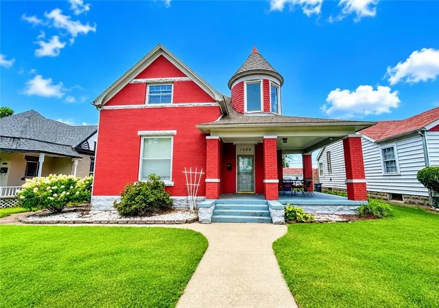 Photo 1 of Single family home for sale at 1604 S Moniteau Ave, Sedalia, MO 65301 | MLS# 2633549 | Listing updated on 2026-09-02