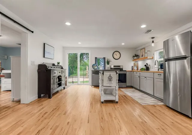 3rd image of 28936 Orchard Rd, Paola, KS 66071 | MLS# 2633553