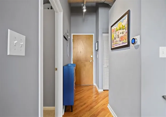 Photo 3 of Condo for sale at 2107 Grand Blvd #909, Kansas City, MO 64108 | MLS# 2633559 | Listing updated on 2026-09-02