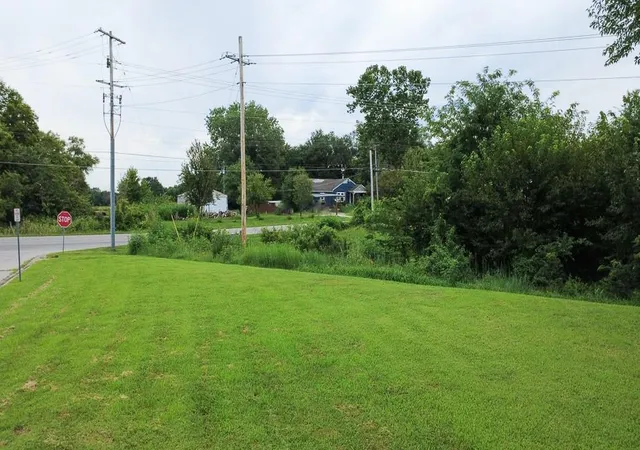 5th image of 2509 Jones Ranch Pkwy, Harrisonville, MO 64701 | MLS# 2633561