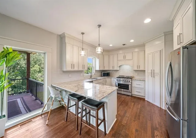 Photo 1 of Single family home for sale at 13768 Lookout Dr, Kansas City, MO 64139 | MLS# 2633576 | Listing updated on 2026-10-28