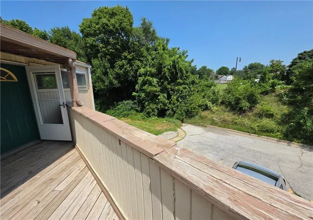 2nd image of 1006 W Maple Ave #B, Independence, MO 64050 | MLS# 2633589