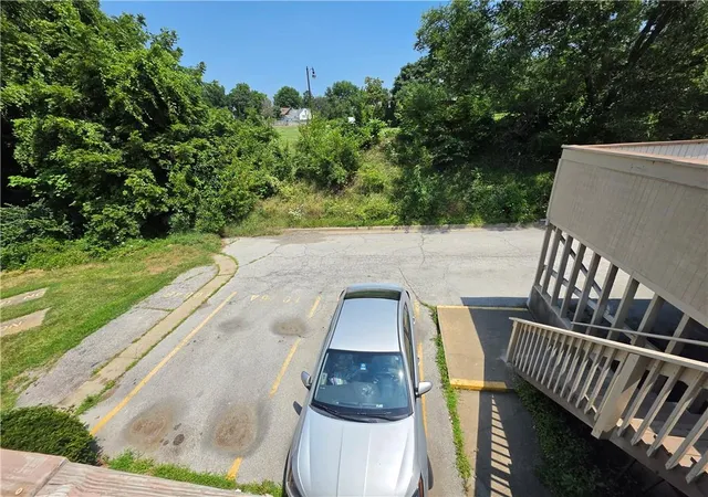 24th image of 1006 W Maple Ave #B, Independence, MO 64050 | MLS# 2633589