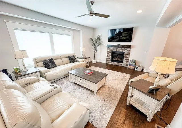 Photo 3 of Sale Pending at 4716 Redwood St, Leavenworth, KS 66048 | MLS# 2633601 | Listing updated on 2026-09-05