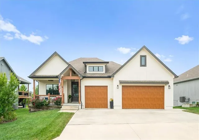 1st image of 11715 E 229th St, Peculiar, MO 64078 | MLS# 2633607
