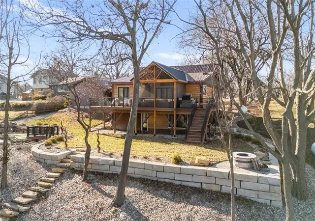 Photo 1 of Single family home for sale at 22500 Lakeview Point, Vassar, KS 66543 | MLS# 2633610 | Listing updated on 2026-09-29