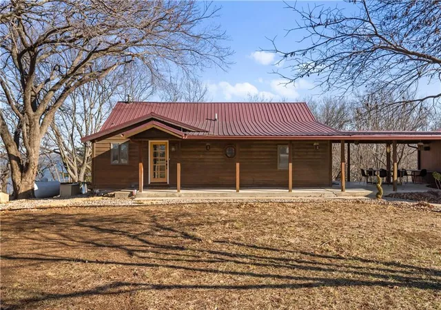 3rd image of 22500 Lakeview Point, Vassar, KS 66543 | MLS# 2633610