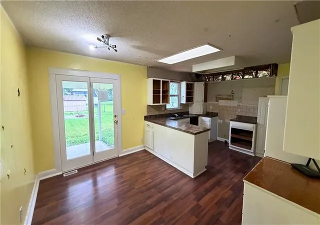 5th image of 433 E Elm St, Drexel, MO 64742 | MLS# 2633619