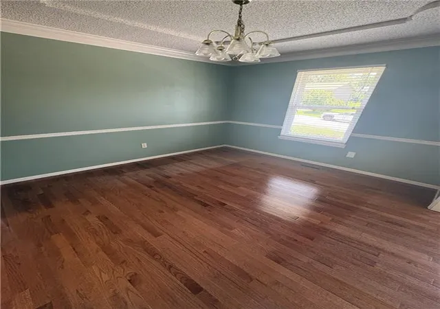 2nd image of 10240 Nw 57Th Ter, Kansas City, MO 64152 | MLS# 2633626