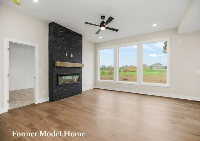 Photo 3 of Single family home for sale at 8004 Se Hoot Owl St, Blue Springs, MO 64014 | MLS# 2633641 | Listing updated on 2026-10-06