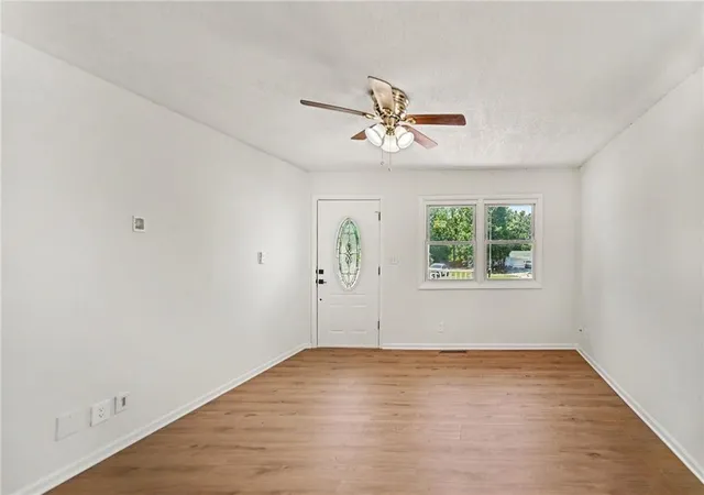 Photo 3 of Single family home for sale at 5151 N Corrington Ave, Kansas City, MO 64119 | MLS# 2633645 | Listing updated on 2026-09-06