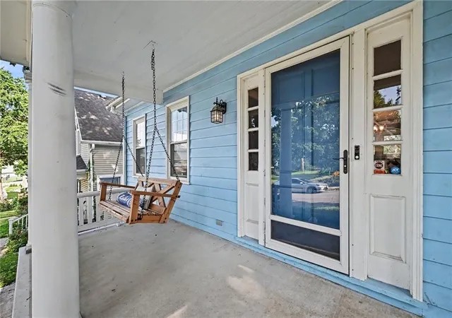 Photo 3 of Single family home for sale at 2823 Charles St, Saint Joseph, MO 64501 | MLS# 2633646 | Listing updated on 2026-09-16