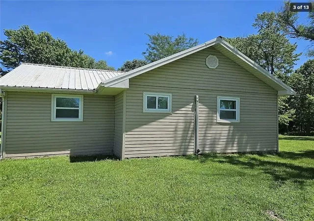 3rd image of 1086 N 100th Road, Baldwin City, KS 66006 | MLS# 2633648