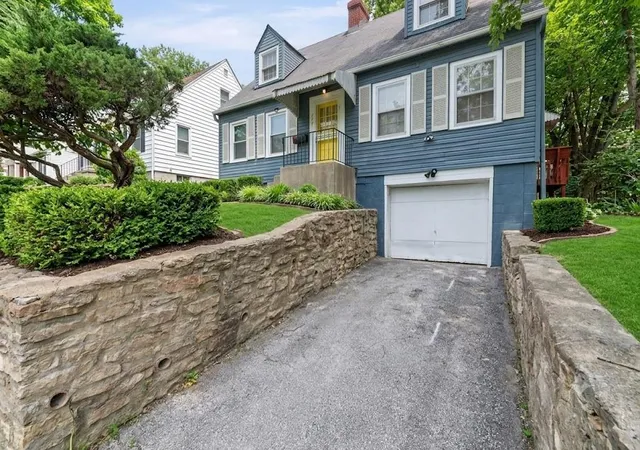 Photo 1 of Single family home for sale at 4645 Benton Blvd, Kansas City, MO 64130 | MLS# 2633655 | Listing updated on 2026-09-13