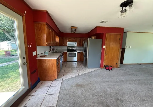 4th image of 106 E Missouri St, Oregon, MO 64473 | MLS# 2633668