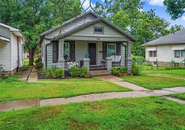 3rd image of 344 E 4th Avenue, Garnett, KS 66032 | MLS# 2633673