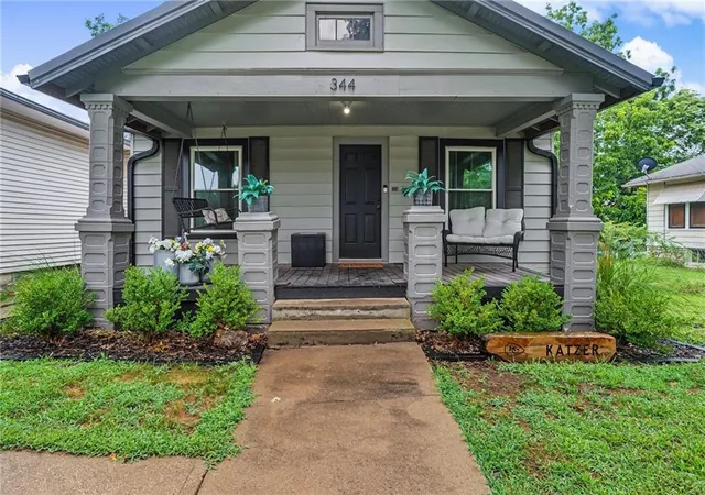 4th image of 344 E 4th Avenue, Garnett, KS 66032 | MLS# 2633673