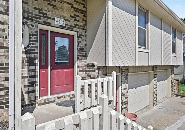 Photo 4 of Sale Pending at 4006 N 31st Street, Saint Joseph, MO 64506 | MLS# 2633676 | Listing updated on 2026-08-27