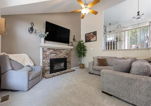 Photo 3 of Sale Pending at 9717 Nw 86th Terrace, Kansas City, MO 64153 | MLS# 2633687 | Listing updated on 2026-08-29