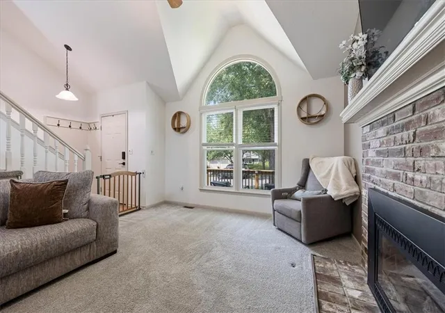 Photo 3 of Sale Pending at 9717 NW 86th Terrace, Kansas City, MO 64153 | MLS# 2633687 | Listing updated on 2026-08-29