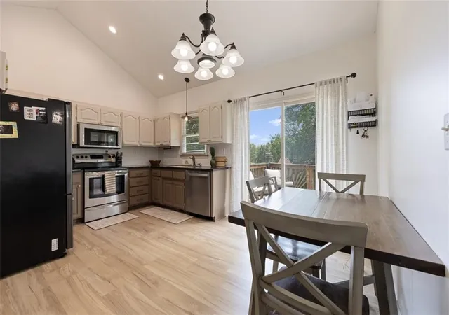 Photo 4 of Sale Pending at 9717 NW 86th Terrace, Kansas City, MO 64153 | MLS# 2633687 | Listing updated on 2026-08-29