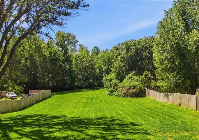Photo 2 of Land for sale at 1013 W Linden Ave, Independence, MO 64052 | MLS# 2633693 | Listing updated on 2026-08-16