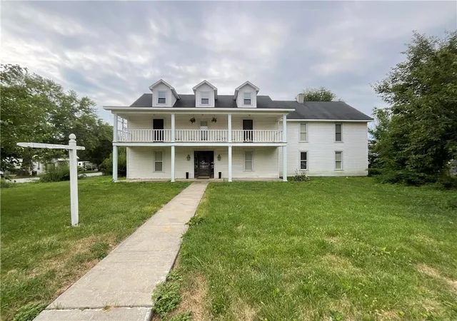 1st image of 106 E Main St, Jamesport, MO 64648 | MLS# 2633694