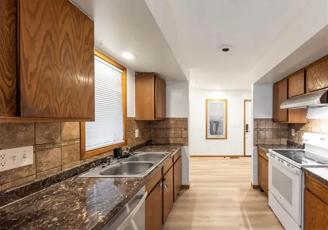 Photo 4 of Single family home for sale at 7900 Tennessee Ave, Raytown, MO 64138 | MLS# 2633699 | Listing updated on 2026-08-04