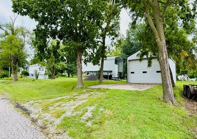 Photo 3 of Land for sale at 401 N Kenyon St, Albany, MO 64402 | MLS# 2633704 | Listing updated on 2026-07-27