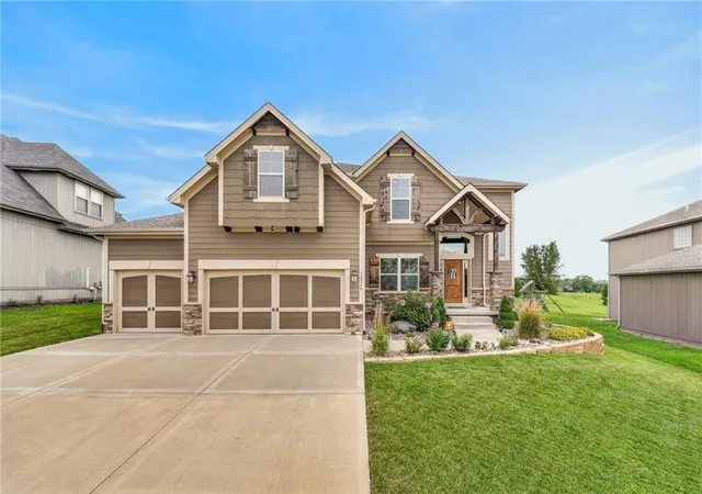 Photo 1 of Single family home for sale at 12975 N Champanel Way, Platte City, MO 64079 | MLS# 2633705 | Listing updated on 2026-08-18