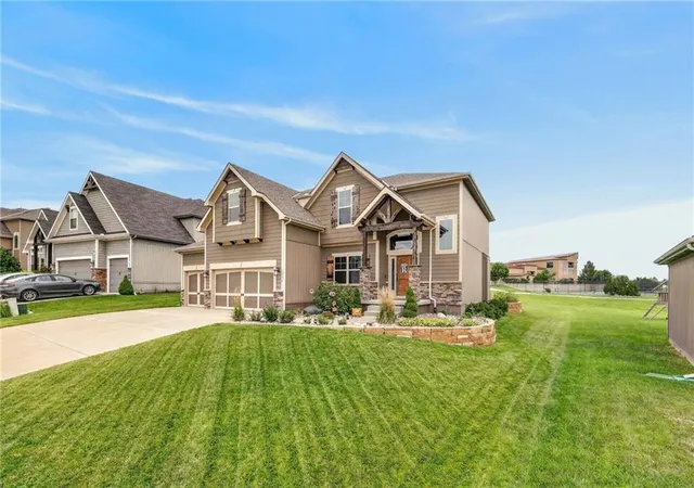 Photo 2 of Single family home for sale at 12975 N Champanel Way, Platte City, MO 64079 | MLS# 2633705 | Listing updated on 2026-08-18