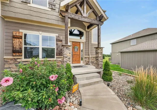 Photo 4 of Single family home for sale at 12975 N Champanel Way, Platte City, MO 64079 | MLS# 2633705 | Listing updated on 2026-08-18