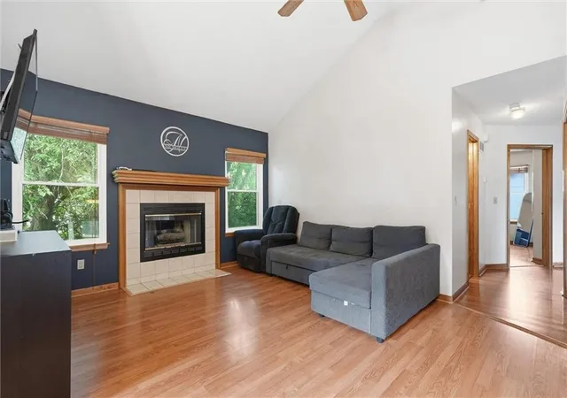 Photo 4 of Single family home for sale at 1104 Park Dr, Greenwood, MO 64034 | MLS# 2633706 | Listing updated on 2026-09-13